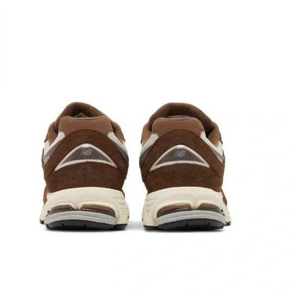 2002R Brown Beige’